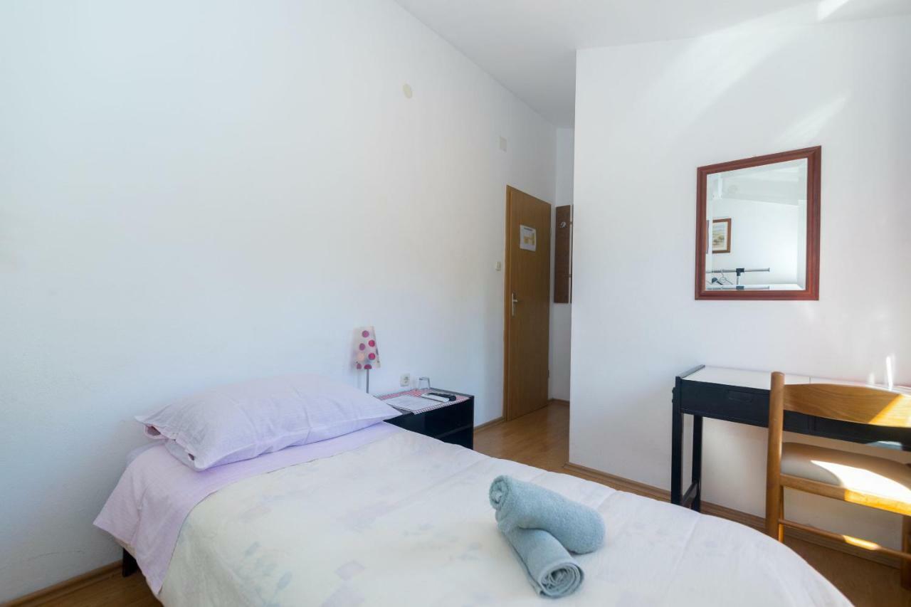 Rooms Marijana Caporice Exterior foto